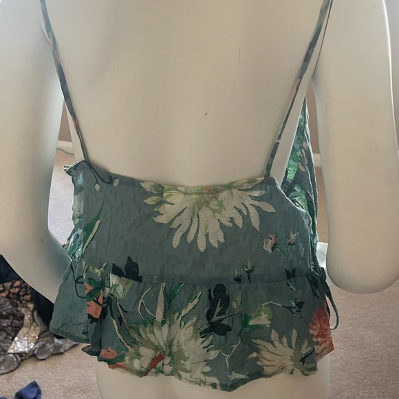 H&M Cropped Floral - Picture 4 of 5